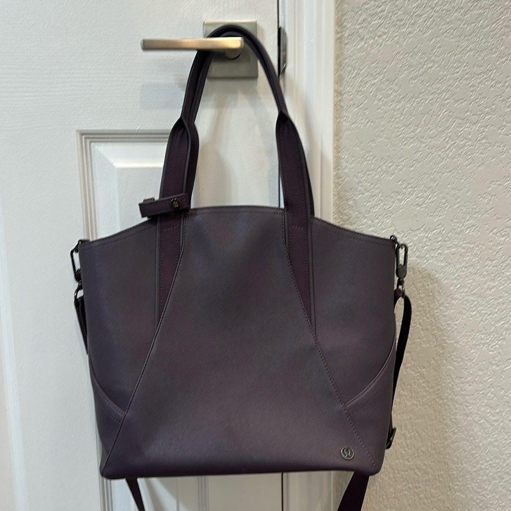 Lululemon Tote